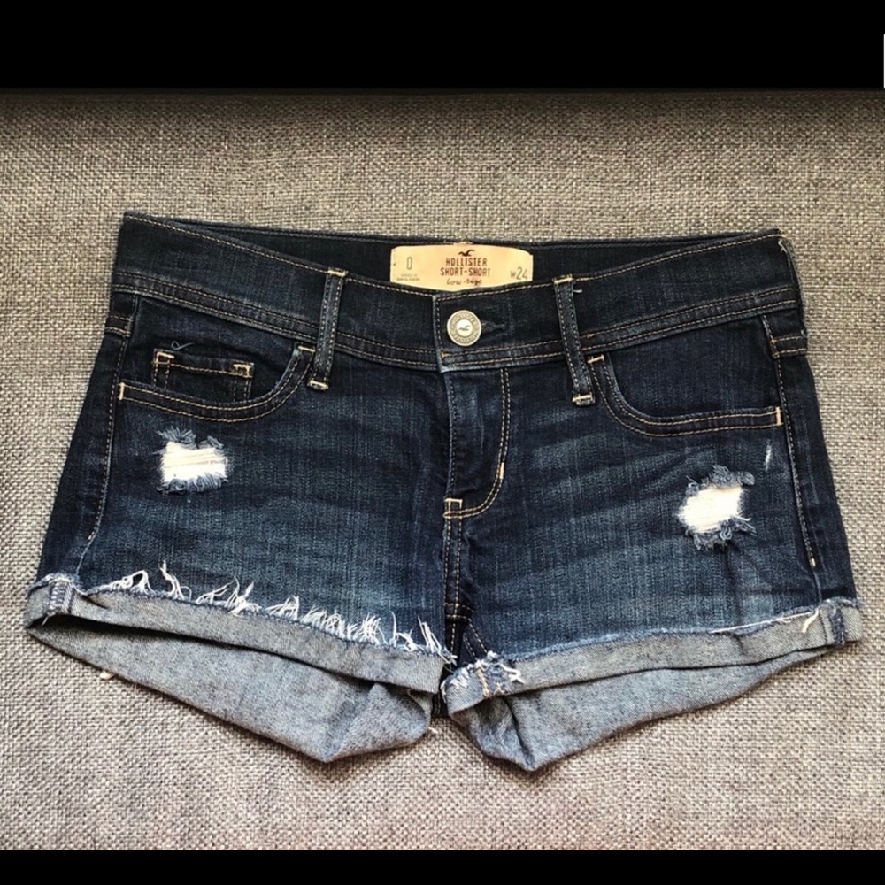 Size 0 Hollister short-short low rise
